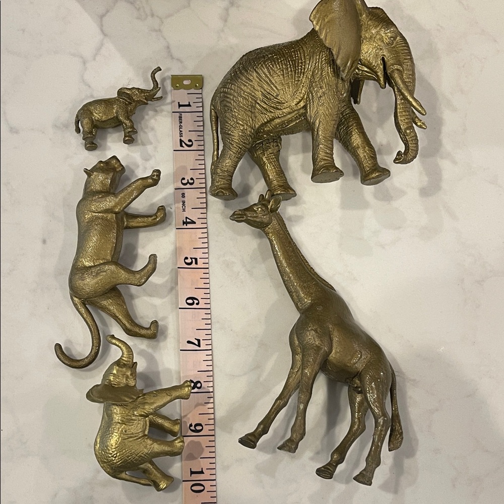 Gold Safari Animal Luxe Table Decor Figurines for Party or Baby Shower - Picture 3 of 6
